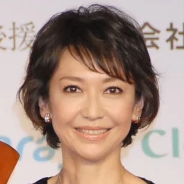 賀来千香子