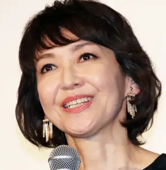 賀来千香子