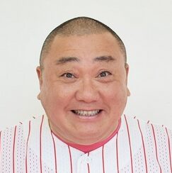 山本圭壱